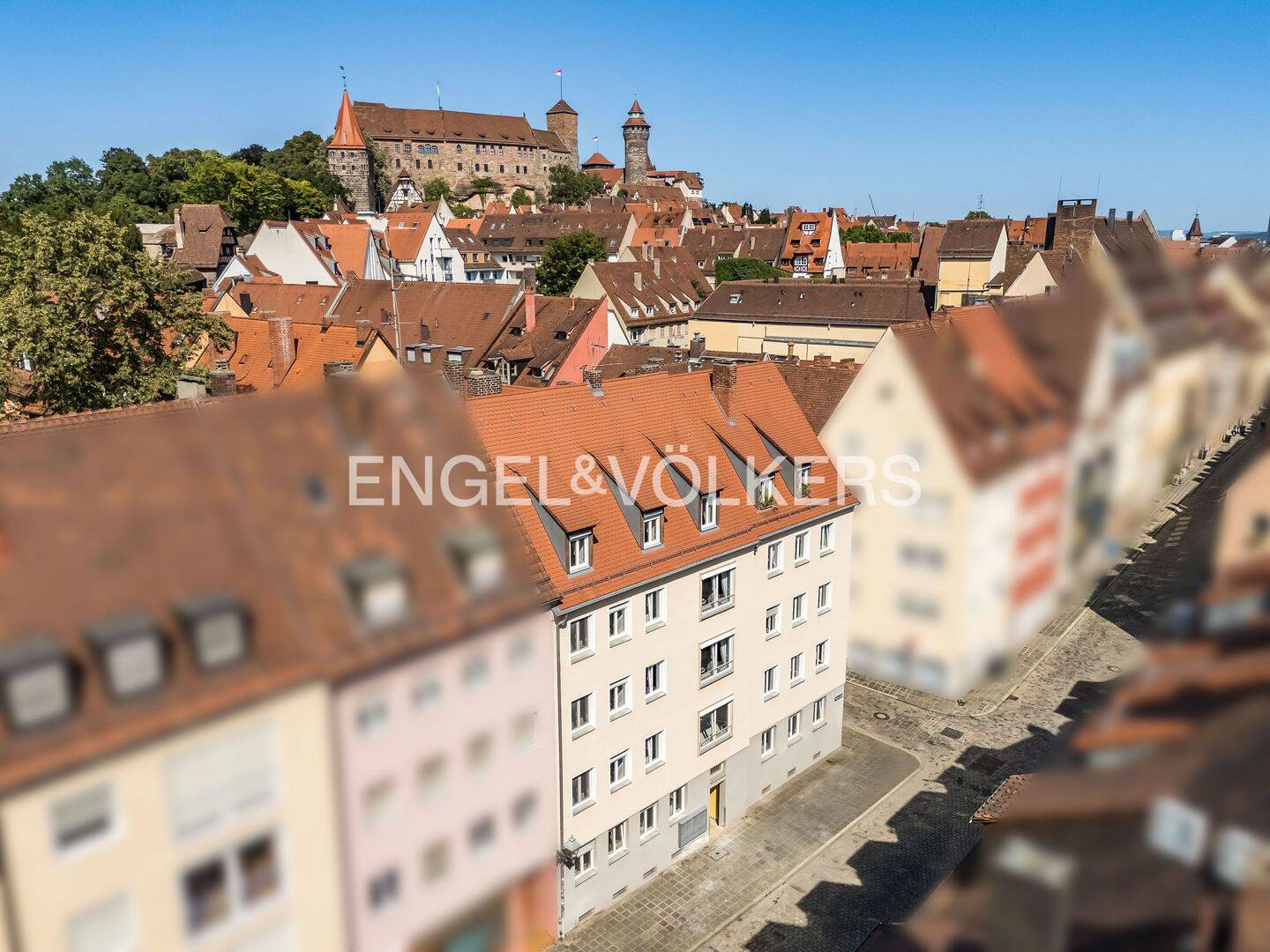 Stilvoll kernsanierte 3-Zimmer-Wohnung (7) in unmittelbarer Burgnähe, 90403 Nürnberg (Gleißbühl Lorenz Sebald)