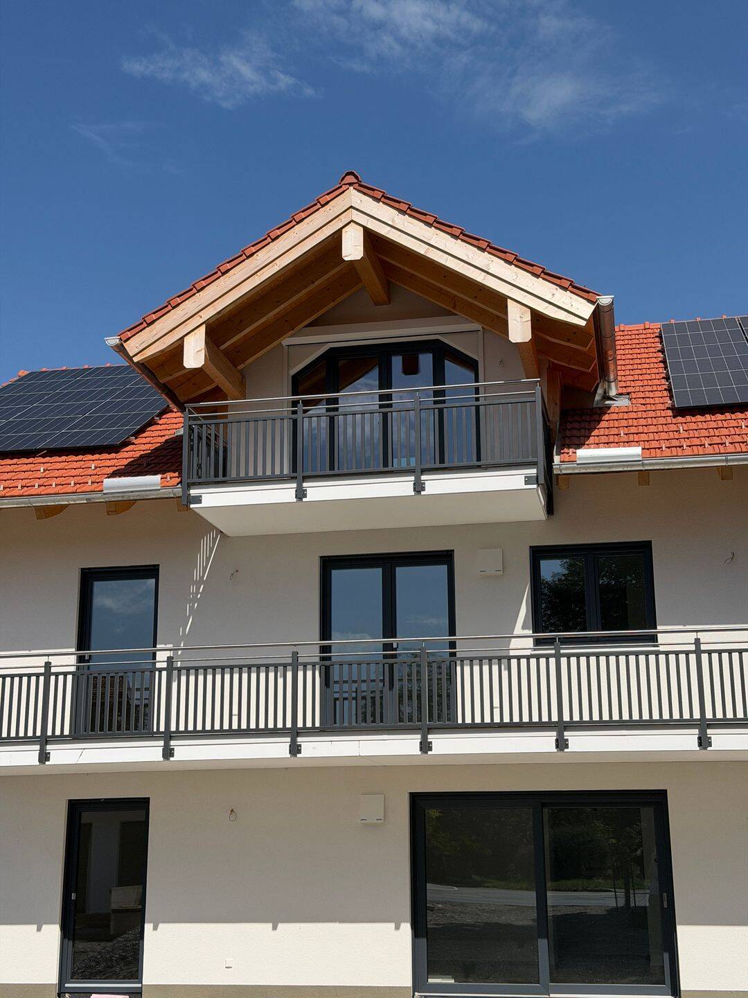 Moderne 4-Zimmer-Wohnung in Penzberg in ruhiger, zentraler Lage und Garten, 82377 Penzberg