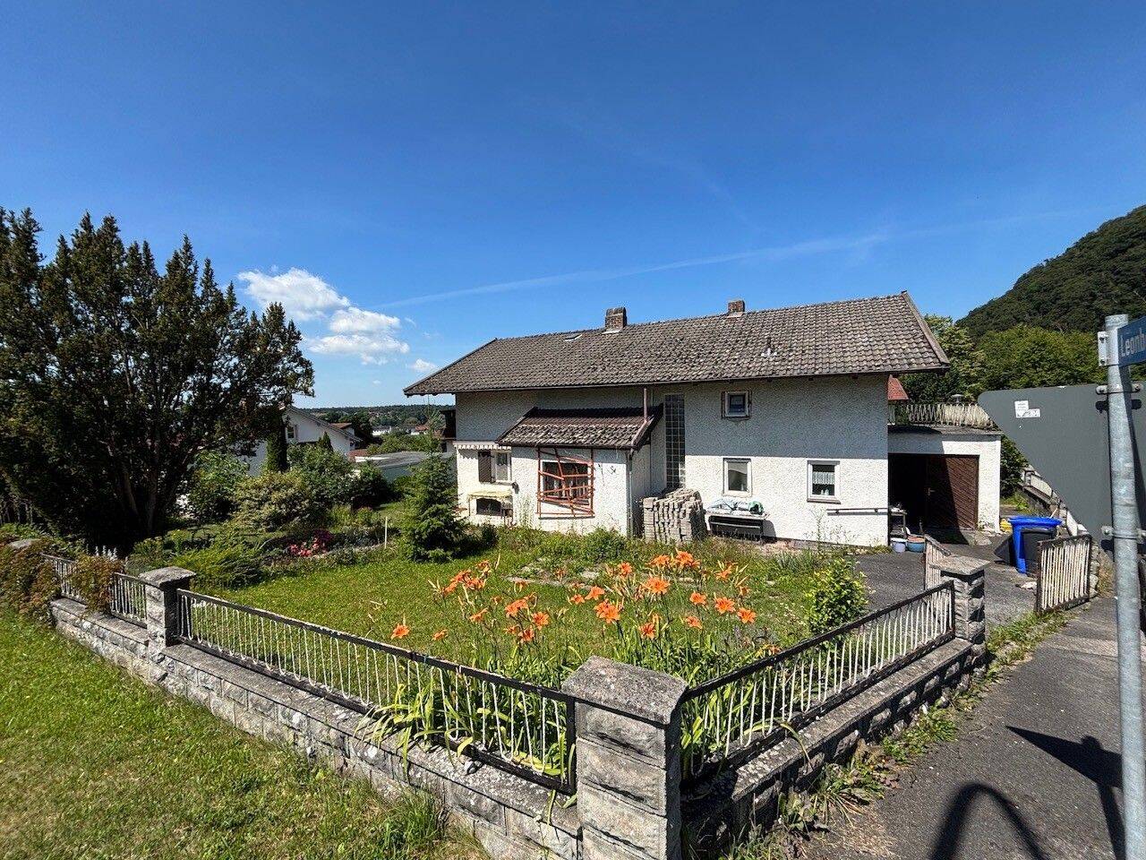 Renovierungsbedürftiges Einfamilienhaus in Marktl a. Inn, 84533 Marktl