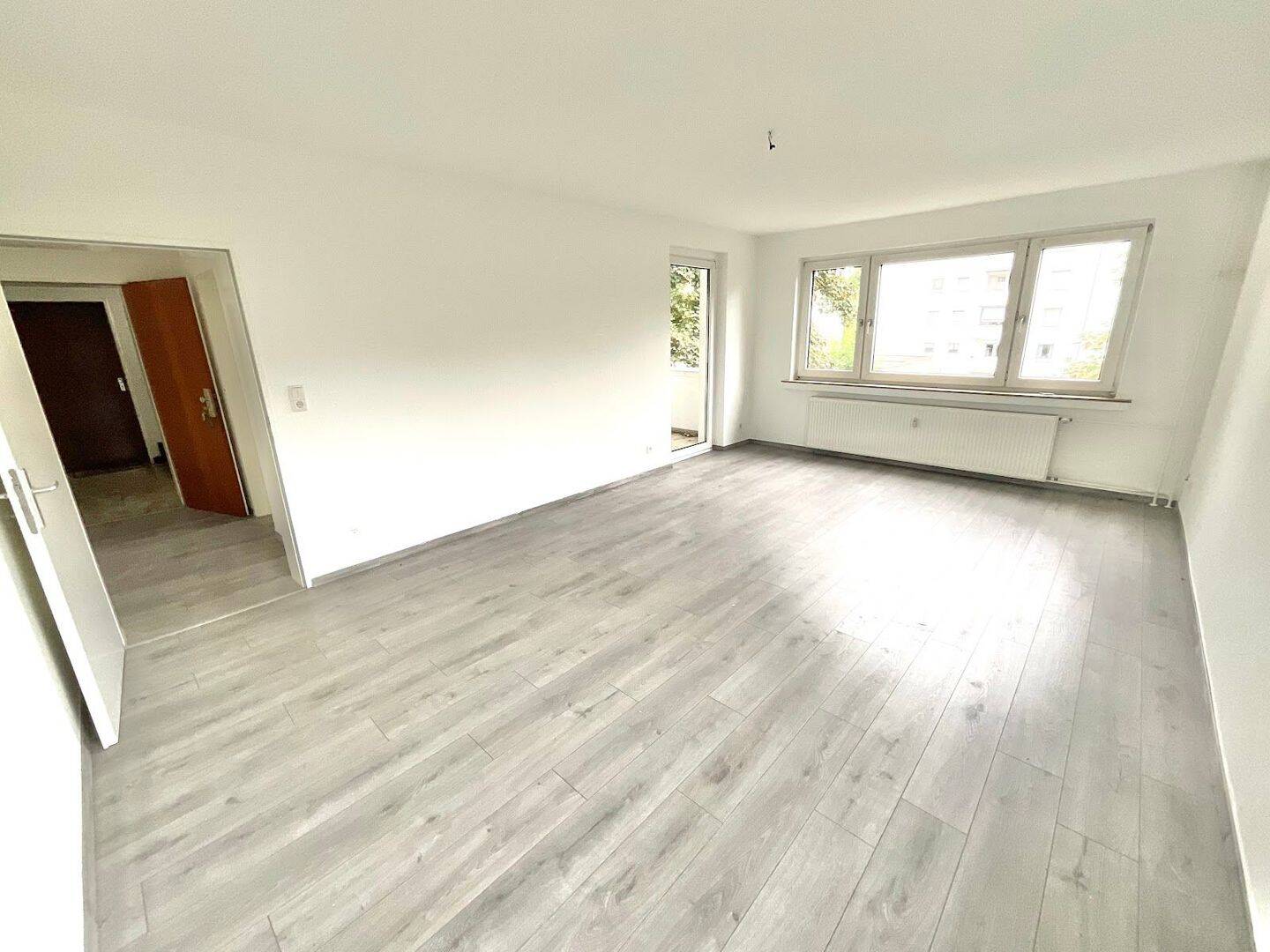 Große 3 Zimmerwohnung mit Balkon, 44579 Castrop-Rauxel