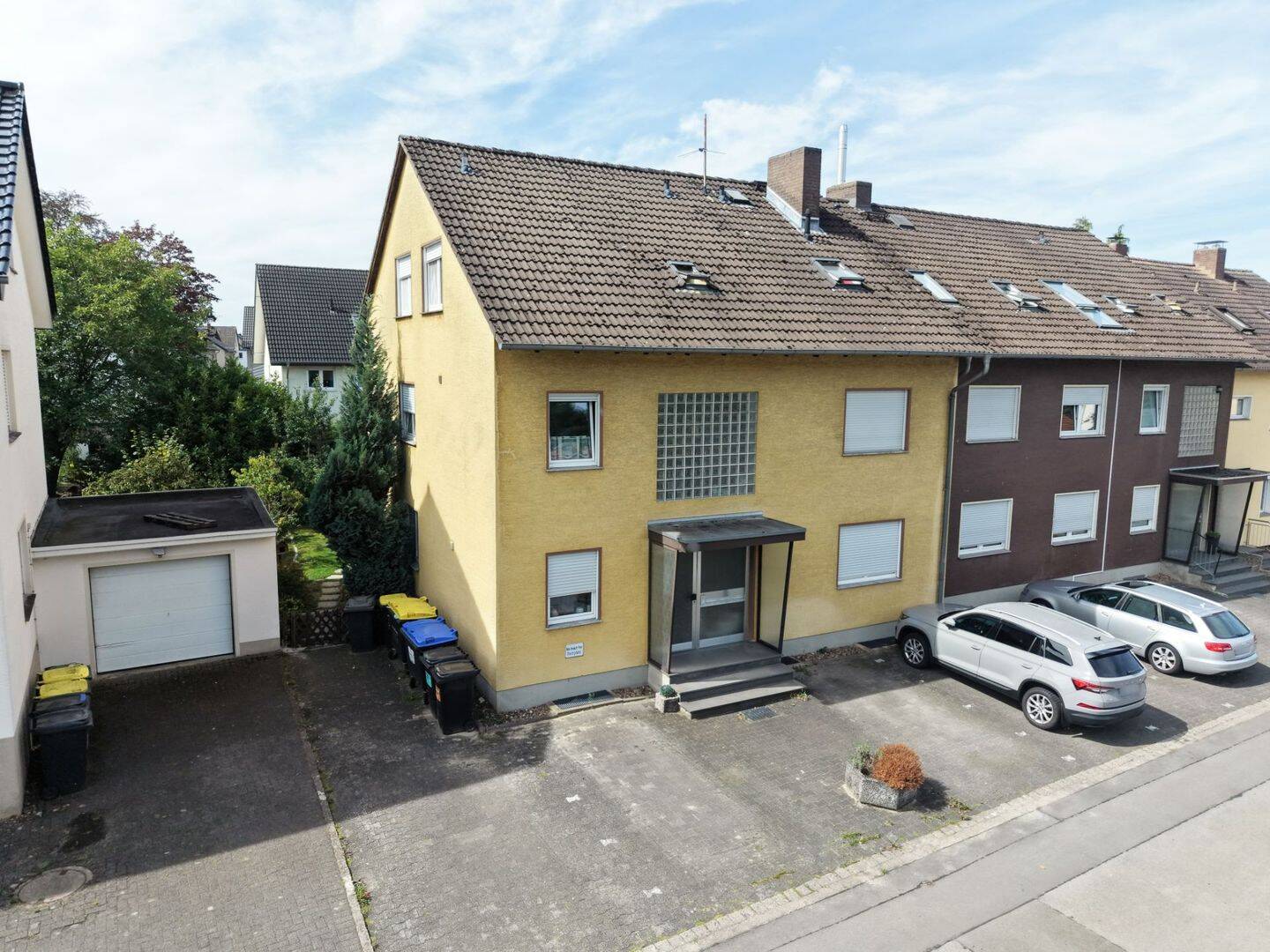 Drei Zimmer, großer Balkon – und für immer Schluss mit Platzmangel!, 33649 Bielefeld (Brackwede Holtkamp Quelle Ummeln)