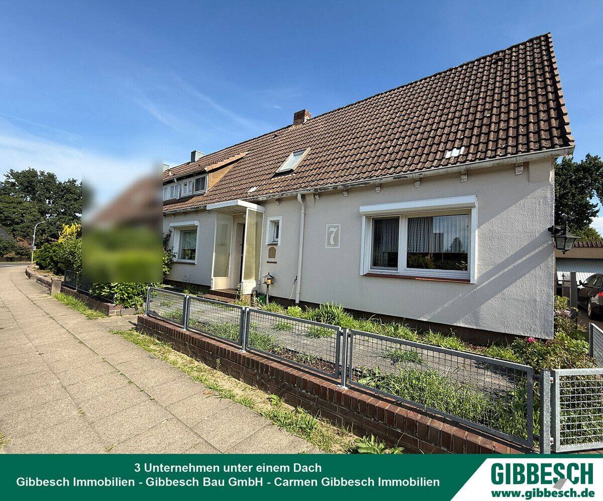 ! Handwerker aufgepasst ! sanierungsbedürftig mit Potential – DHH mit Nebengebäuden und Garage, 23863 Bargfeld-Stegen