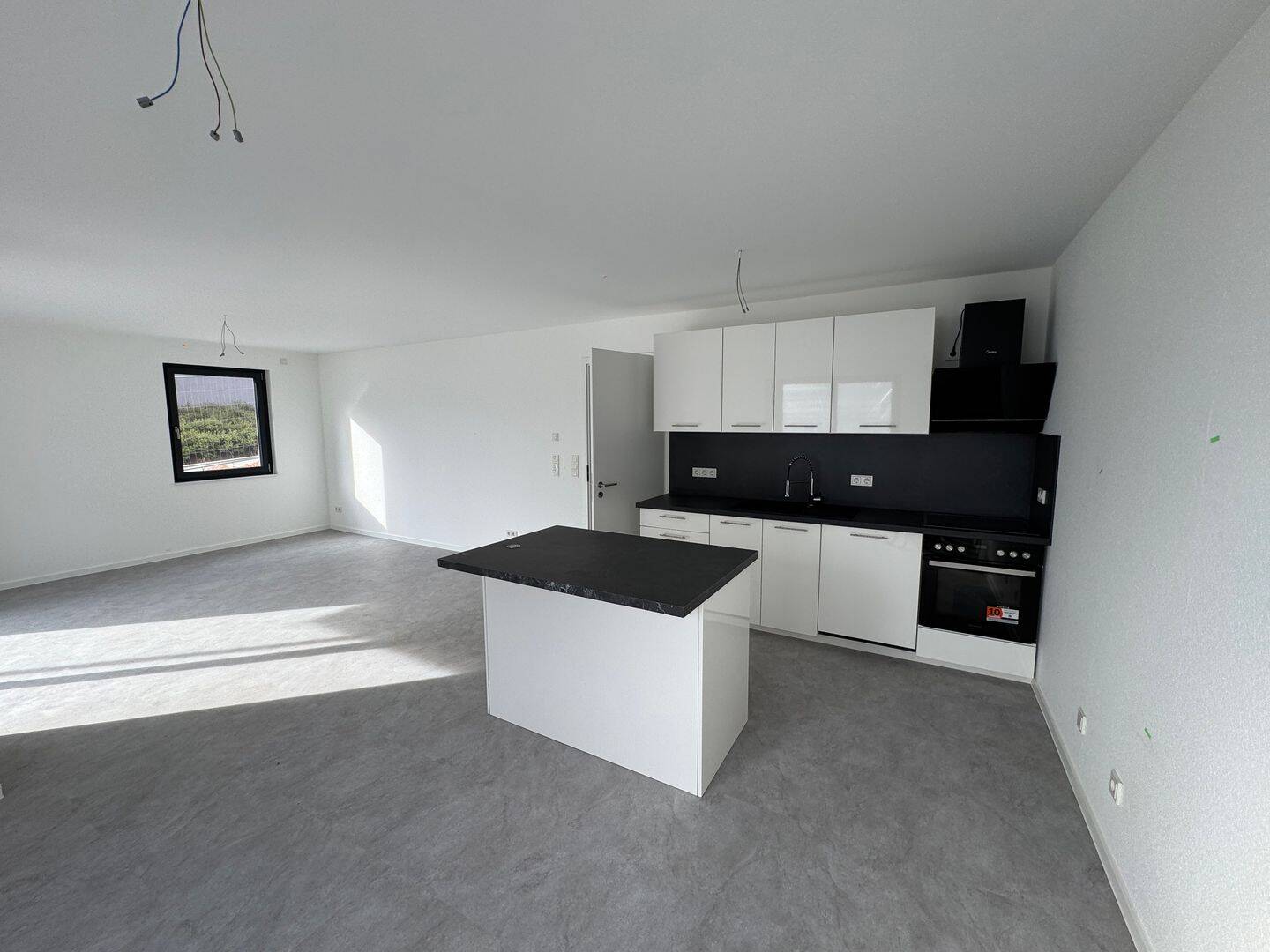 Erstbezug KFW40 Neubau 3 ZKB mit eigenem Garten und Terrasse, 34125 Kassel