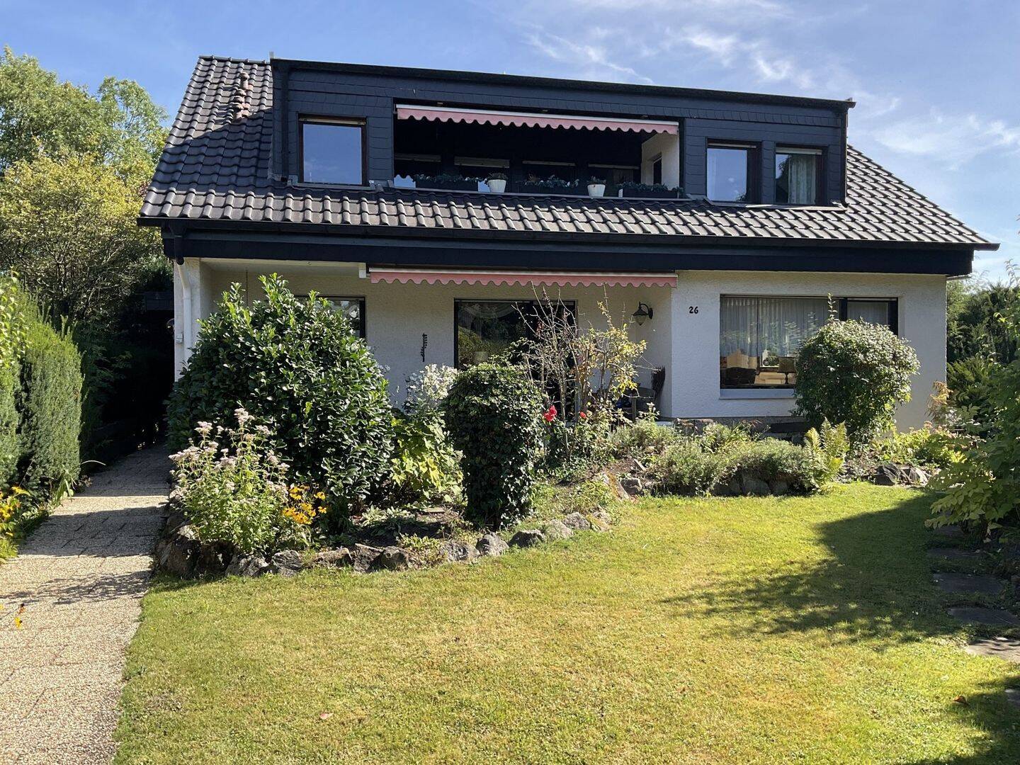 Hagen-Eilpe: Gepflegtes 1-2 Familienhaus mit attraktivem Grundriss auf großem Gartengrundstück, 58091 Hagen (Dahl Eilpe Emst Mittelstadt Wehringhausen)