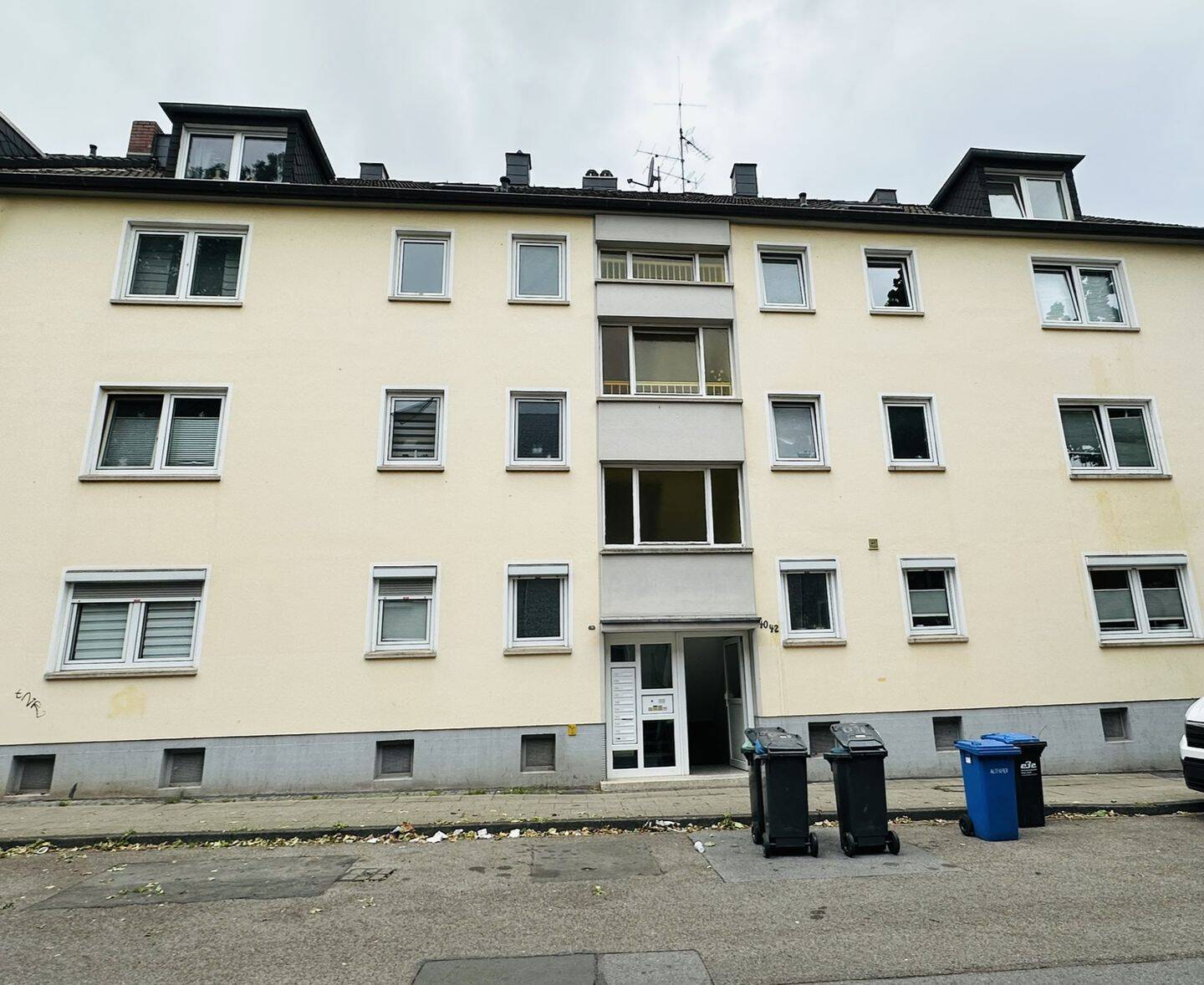 renovierungsbedürftige Eigentumswohnung in Essen-Altendorf, 45143 Essen (Altendorf Bochold Nordviertel Westviertel)