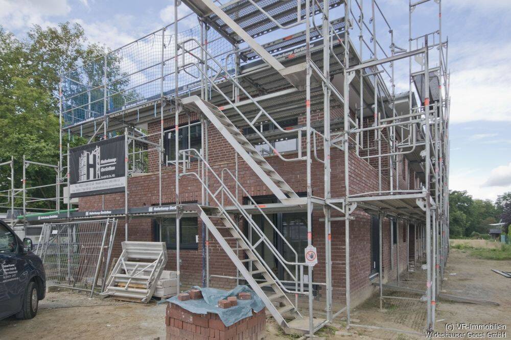 Erstbezug mit Stil: Gehobene 2-Zimmer-Dachgeschosswohnung in Hoykenkamp, 27777 Ganderkesee