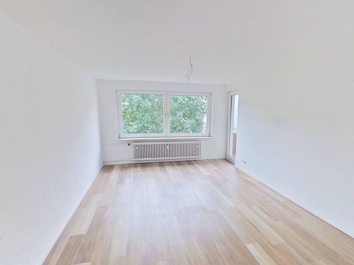 Moderne 3-Zimmer-Wohnung mit BALKON und viel Lichteinfall in Westercelle, 29227 Celle