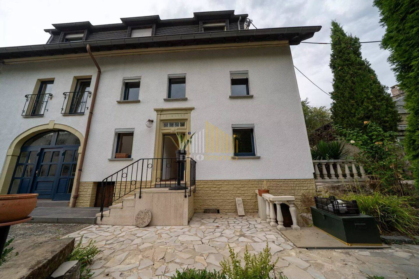 Charmante Maisonette-Wohnung mit Terrasse und Gartennutzung direkt an der Sauer, 54669 Bollendorf
