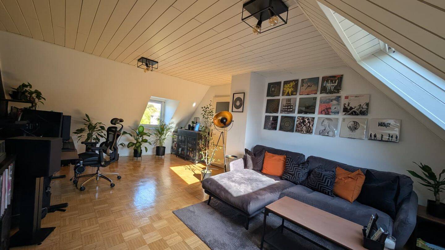 Attraktive 75 qm-Dachgeschosswohnung in Ludwigshafen-Oppau, 67069 Ludwigshafen am Rhein (Edigheim Oppau Pfingstweide)