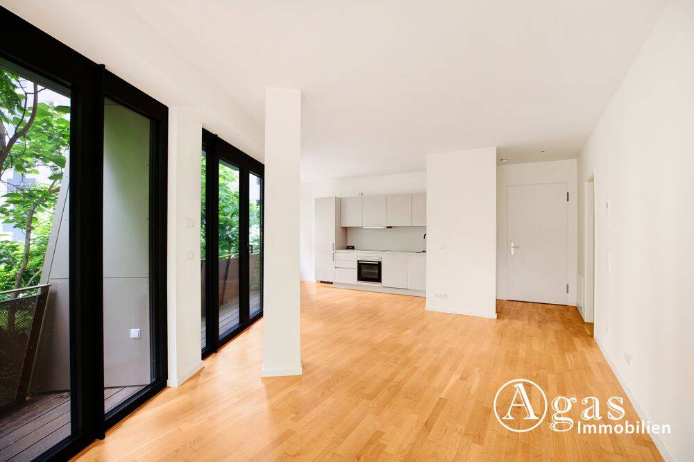 WIE EIN BAUMHAUS! Gemütliche 2 Zimmer Wohnung mit ca. 78m², EBK, Concierge und Gym in Berlin-Mitte!, 10117 Berlin (Mitte)