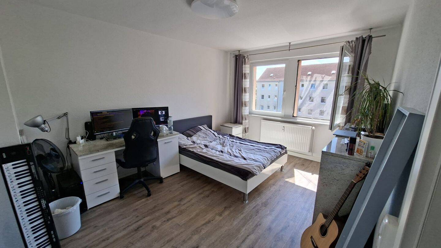 2-Zimmer-Wohnung in ruhiger Gegend Erfurts, 99089 Erfurt (Altstadt Andreasvorstadt Berliner Platz Ilversgehofen Rieth)