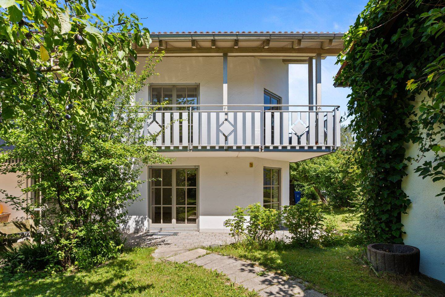 Ein Platz zum Ankommen – Doppelhaushälfte mit traumhaftem Garten, 87452 Altusried