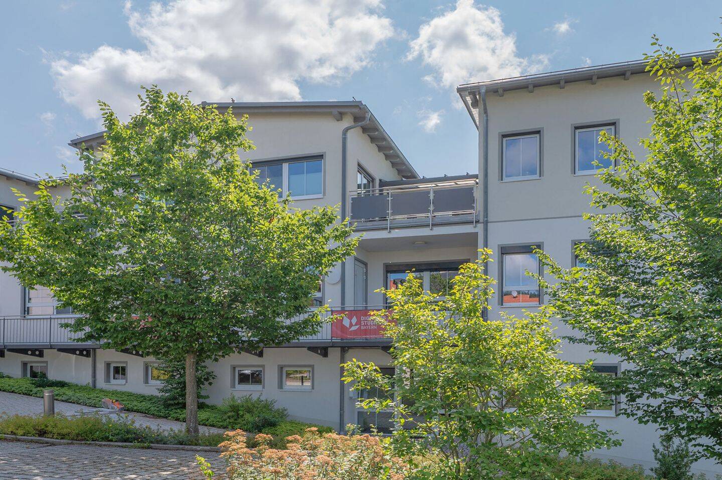 Der perfekte Altersruhesitz: Moderne 3-Zi.-DG-Whg. mit Dachterrasse im Penthouse-Stil, 94051 Hauzenberg