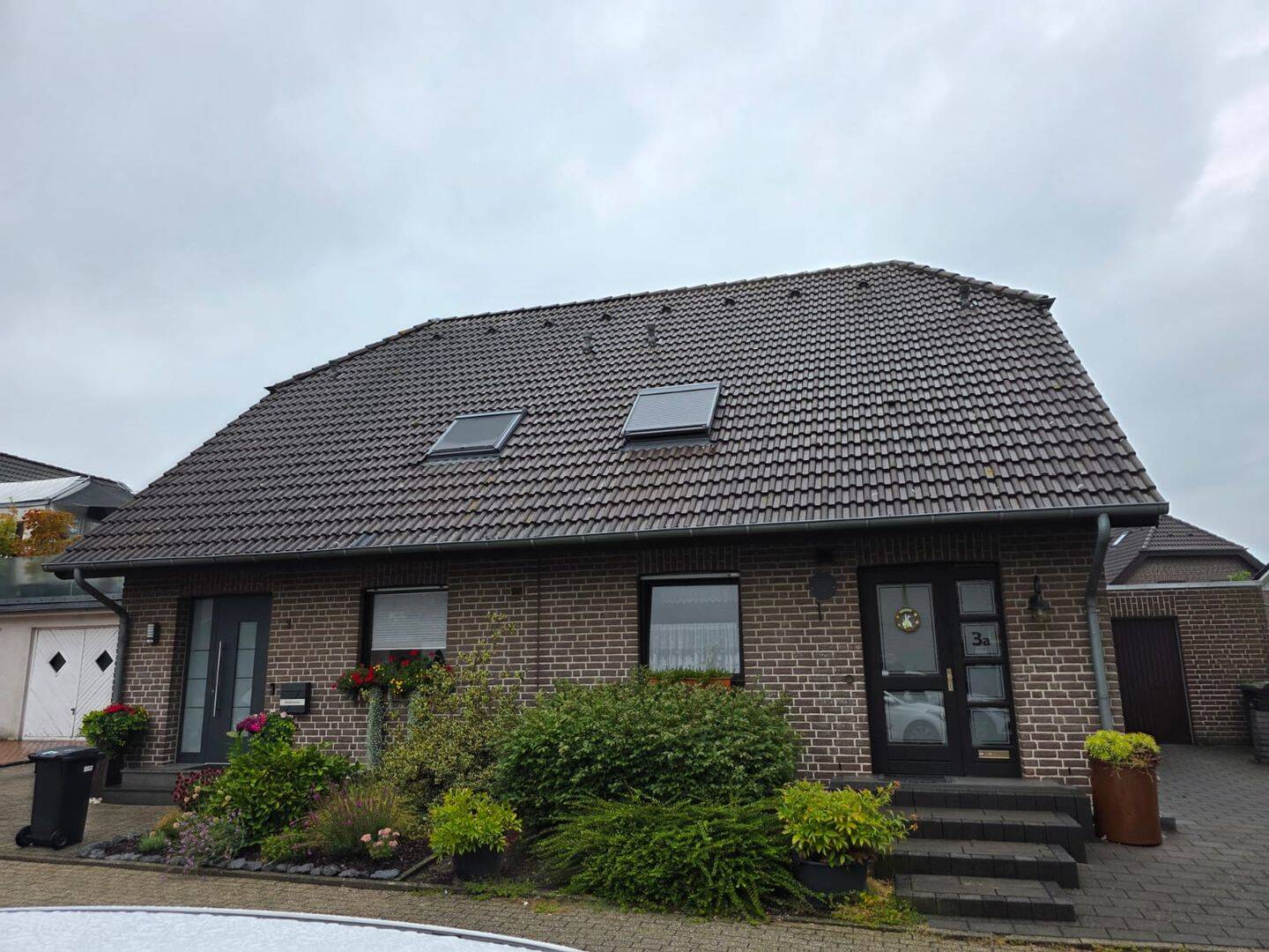 Gepflegte Doppelhaushälfte mit Garage und Garten in zentraler Lage, 47638 Straelen