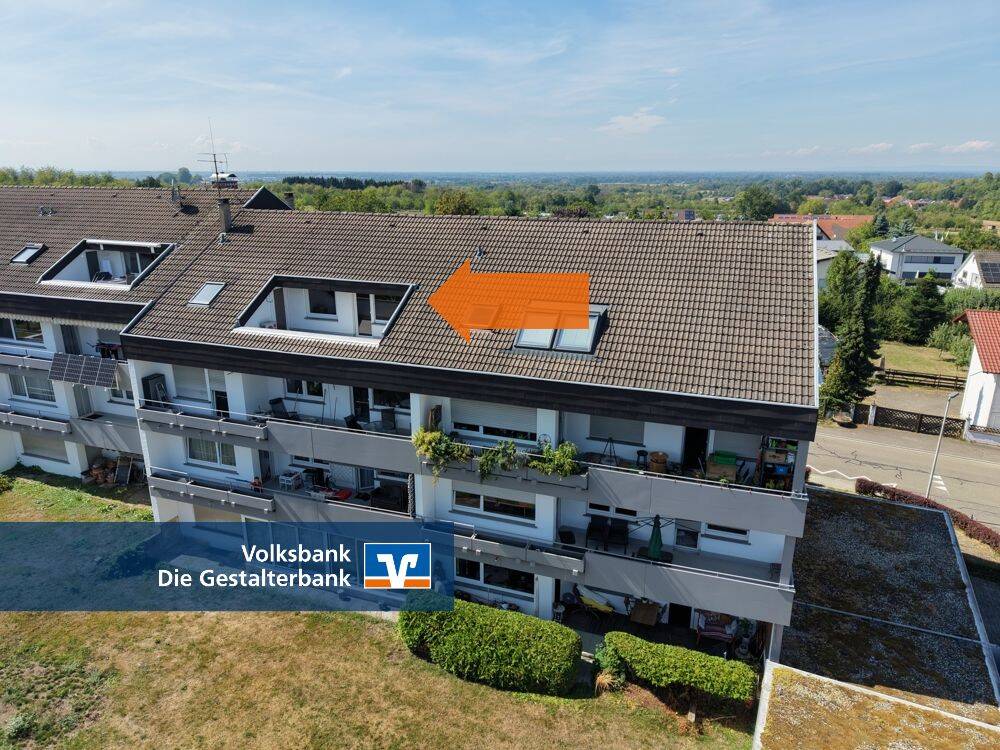 ***Sanierungsbedürftige Eigentumswohnung in Lauf mit traumhaften Ausblick auf den Schwarzwald ***, 77886 Lauf