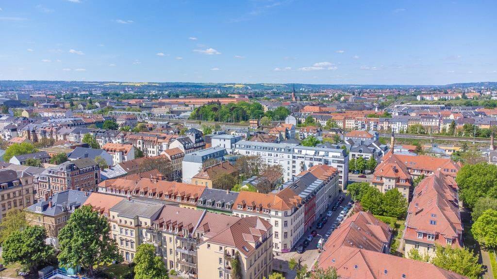 GROßZÜGIGE 3 ZIMMER ALTBAU-WOHNUNG – IM STILVOLLEN ALBAU CA. AUS 1910 – DICHT ALAUNPARK, 1099 Dresden