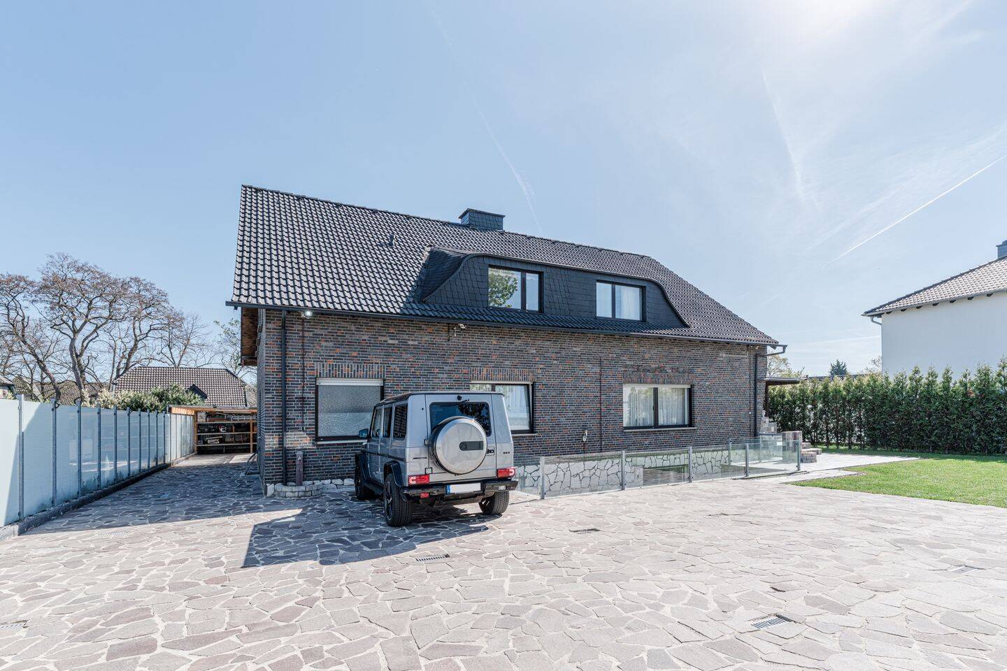 Rund 500m² Wohn-/Nutzfläche: Viel Platz für Familien &  Mehrgenerationen, 47443 Moers