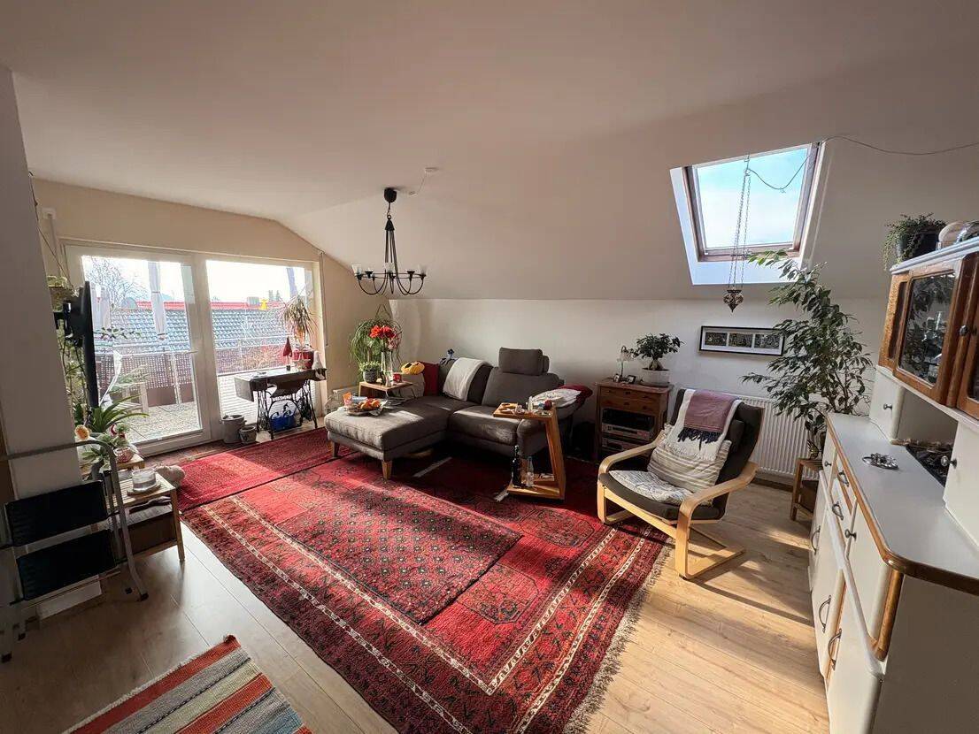 3-Zimmer-Dachgeschosswohnung mit großer Südwest-Dachterrasse und Garage in Seeheim-Jugenheim, 64342 Seeheim-Jugenheim