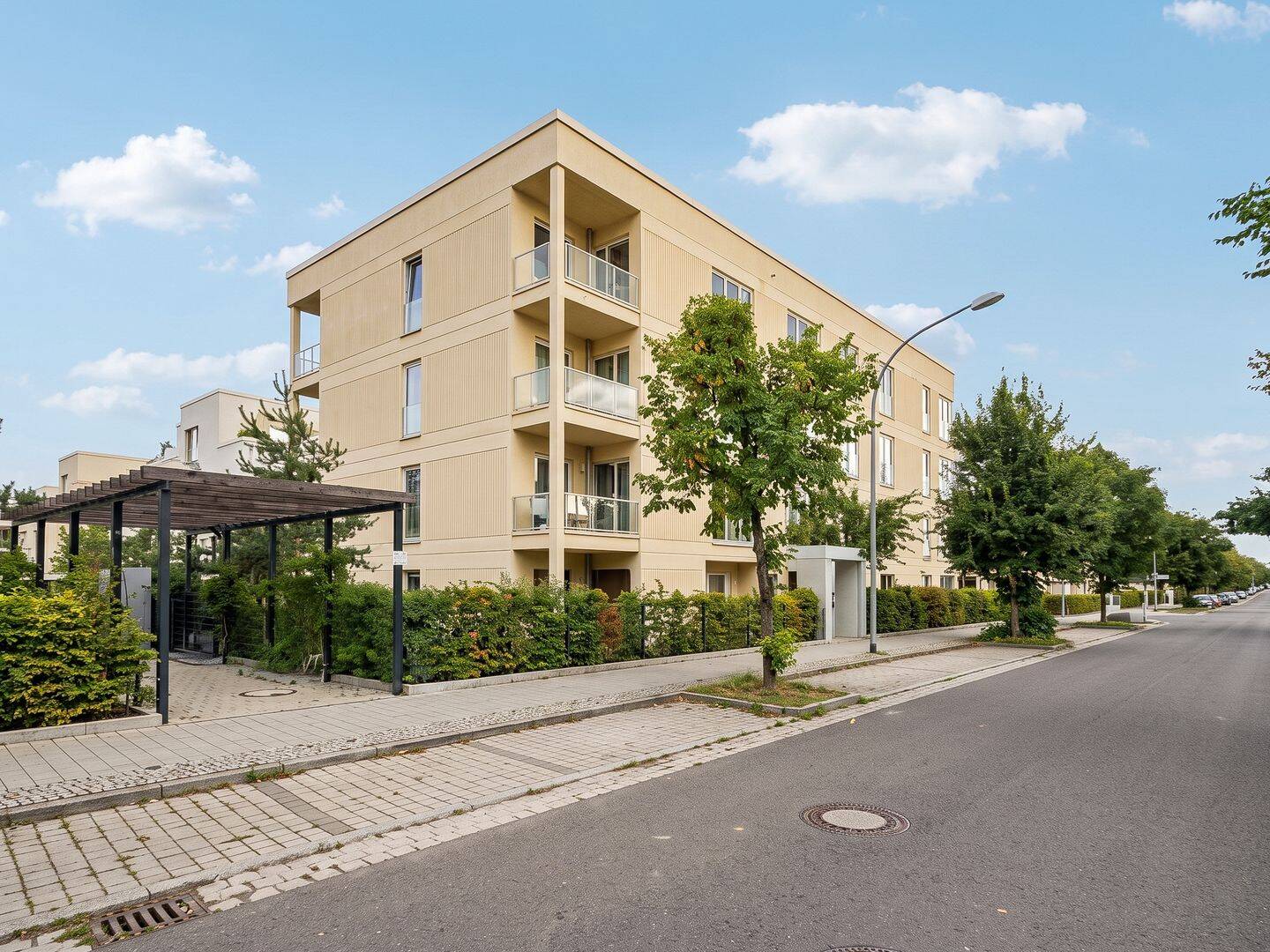 Traumhaftes 4-Zimmer-Penthouse mit Balkon, Design-Küche, Bad en suite, TG-Stellplatz und Keller, 14469 Potsdam