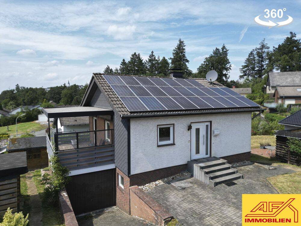 Ihr Zuhause für zwei – pflegeleichtes Haus in Warstein!, 59581 Warstein