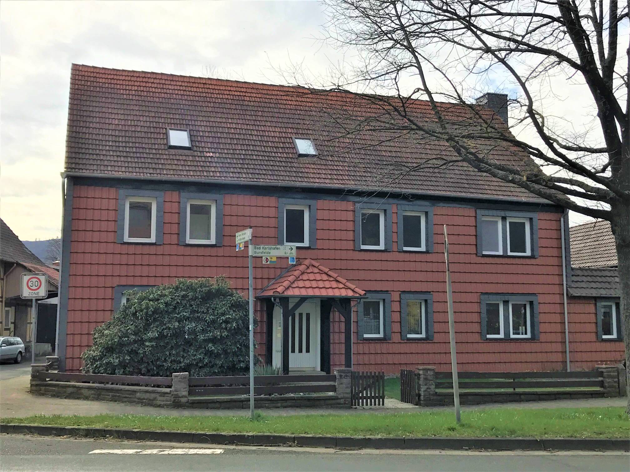Ruhige Erdgeschoß 2 ZKB-Wohnung in Hann Münden-Hemeln, 34346 Hann. Münden