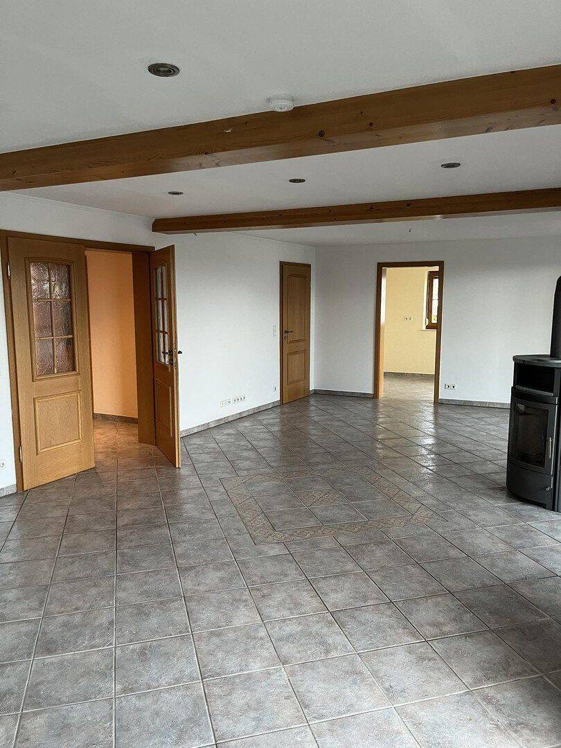 Wohnraum für Alle – 5 Zimmer, 170qm, 2 Bäder, Schwedenofen, Balkon, Aussicht, 72108 Rottenburg am Neckar
