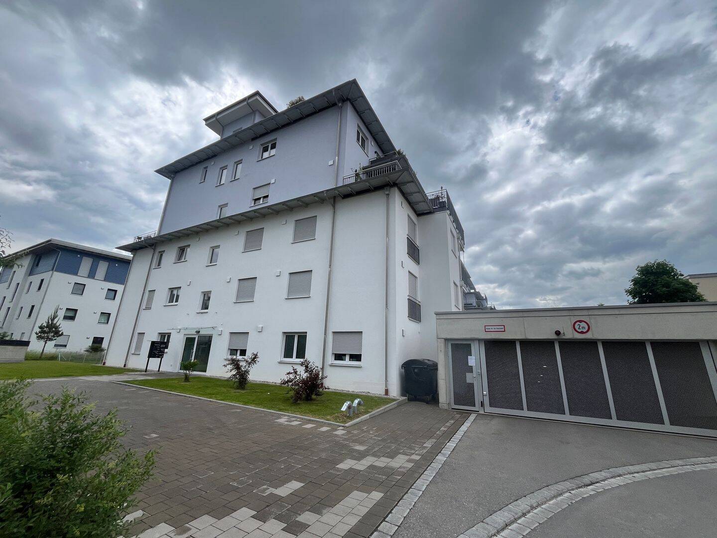 Moderne 3-Zimmer Wohnung mit Terrasse, 83059 Kolbermoor