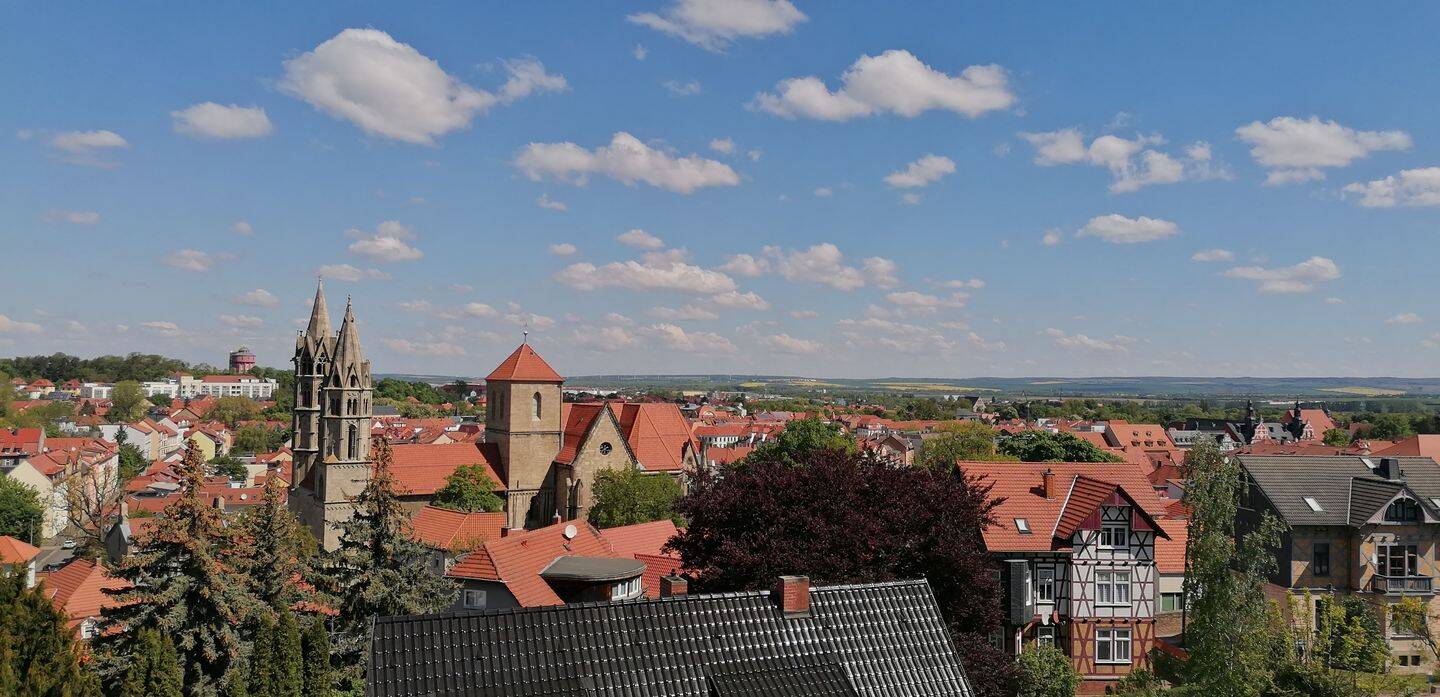 Sonnige, möblierte 2-Raum-Wohnung in ruhiger, grüner Stadtrandlage mit Fernblick, 99310 Arnstadt