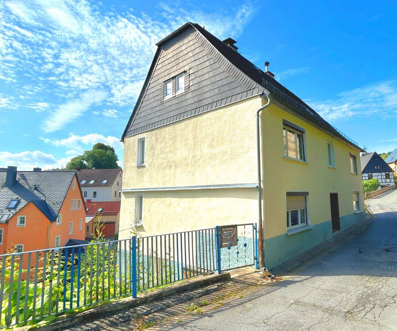 Zweifamilienhaus mit Potenzial, 9579 Grünhainichen
