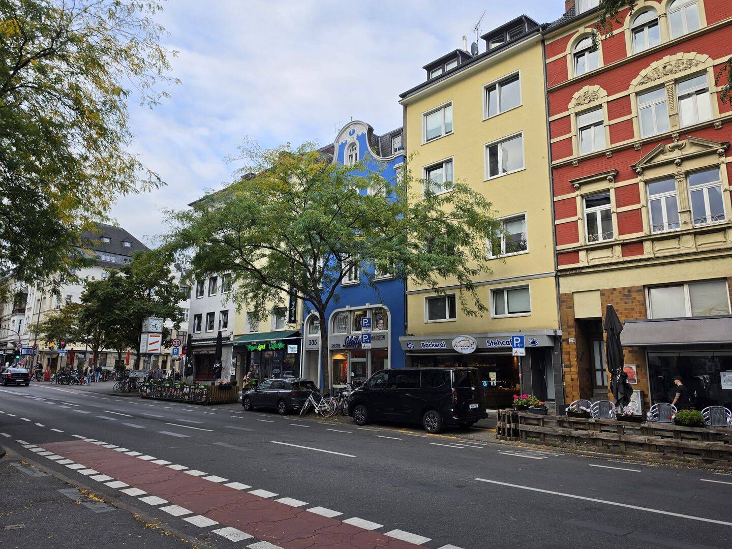 Zentrale 2-Zimmer-Wohnung auf der Nippeser Einkaufsmeile, 50733 Köln (Nippes Weidenpesch)