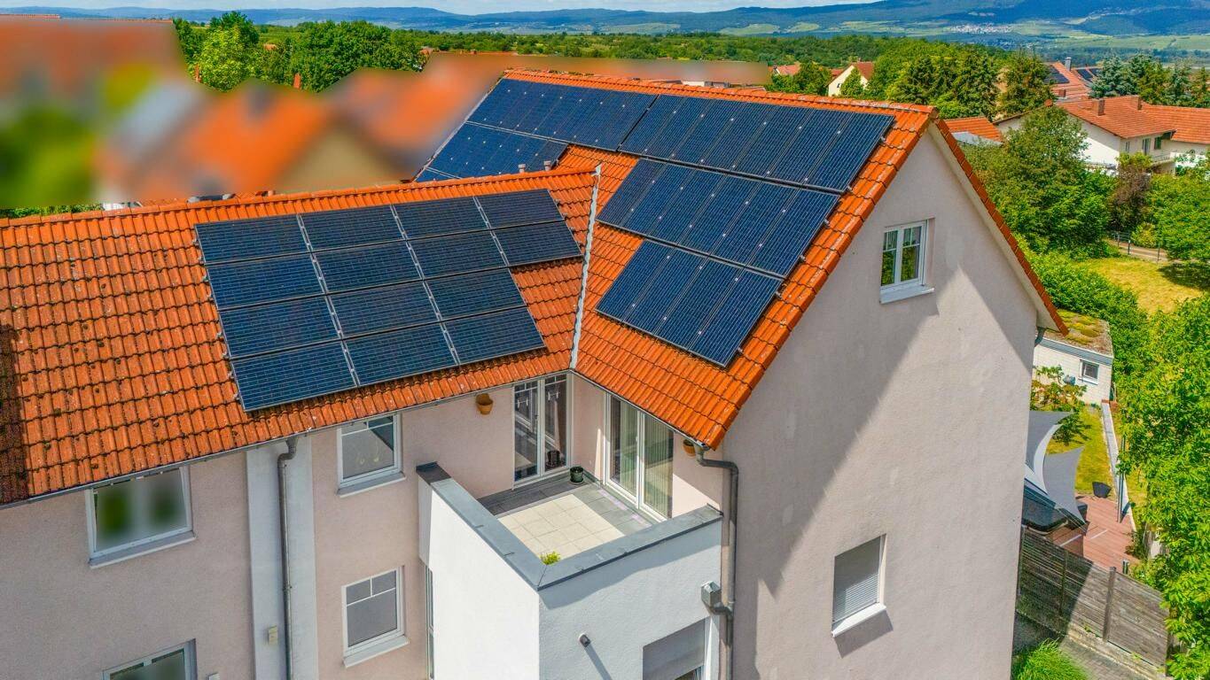 Ingelheim: Penthouse mit PV-Anlage, Aufzug, 2 Dachterrassen und 4 Stellplätzen, 55263 Ingelheim am Rhein