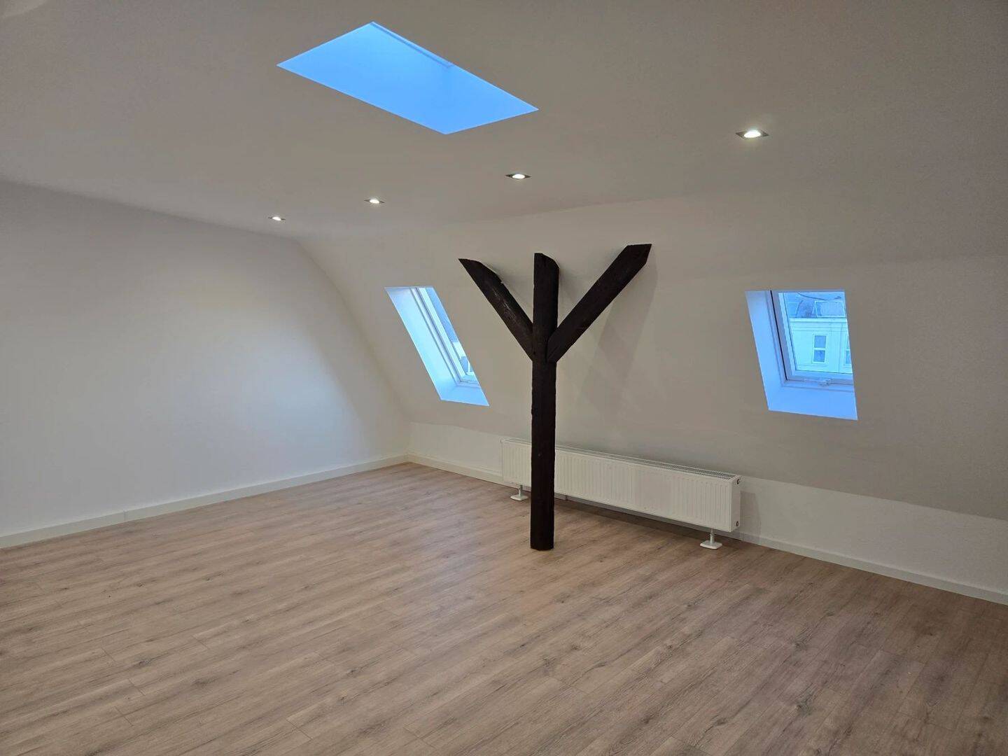 Stilvolle 3-Zimmer-Wohnung mit Stuckdecken in Wuppertal, 42389 Wuppertal (Langerfeld)