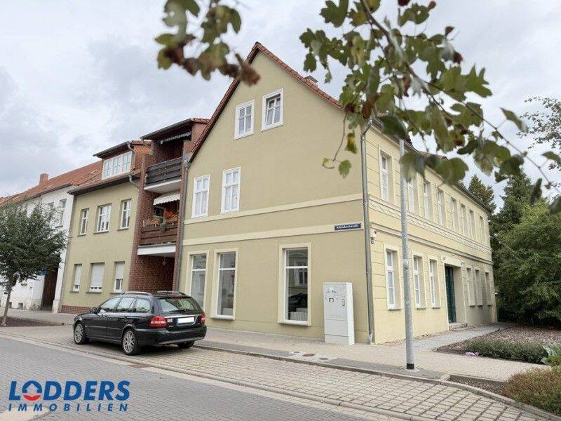 Charmante 1-Zimmer-Eigentumswohnung mit Stellplatz und Einbauküche in Stendal, 39576 Stendal