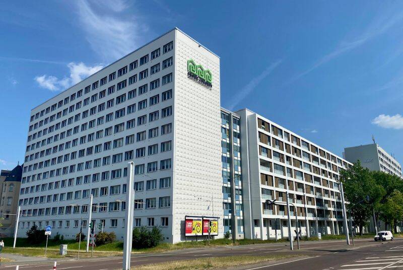 In der Herrichtung! 3-Raumwohnung in der 2. Etage mit Dusche, zentral in der Innenstadt!, 6112 Halle (Saale)