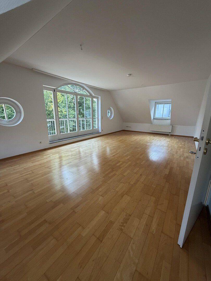 Helle 4-Zimmerwohnung zur Miete in Nymphenburg, München, 80639 München (Laim Neuhausen-Nymphenburg)