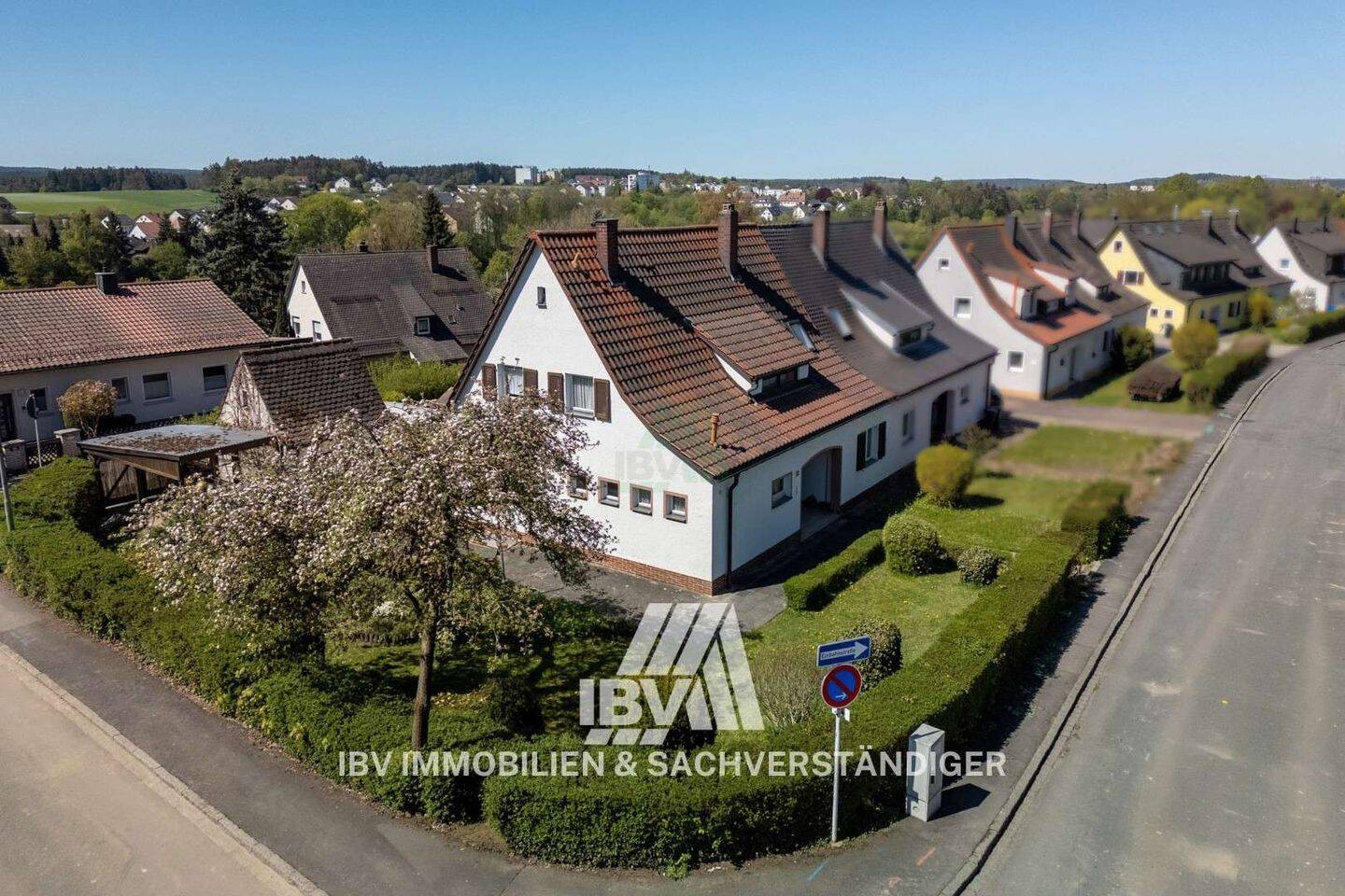 Doppelhaushälfte in Sulzbach-Rosenberg, 92237 Sulzbach-Rosenberg