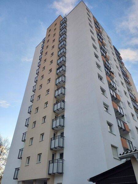Mitten drin! Ansprechende 2-Zi.-Wohnung mit Ausblick, 70565 Stuttgart (Dürrlewang Fasanenhof Möhringen Rohr Vaihingen)