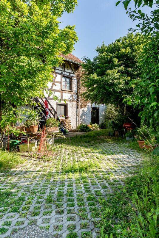 1.5 Zimmer Studiowohnung mit Gartensitzplatz im Grünen in Büsingen am Hochrhein, 78266 Büsingen am Hochrhein