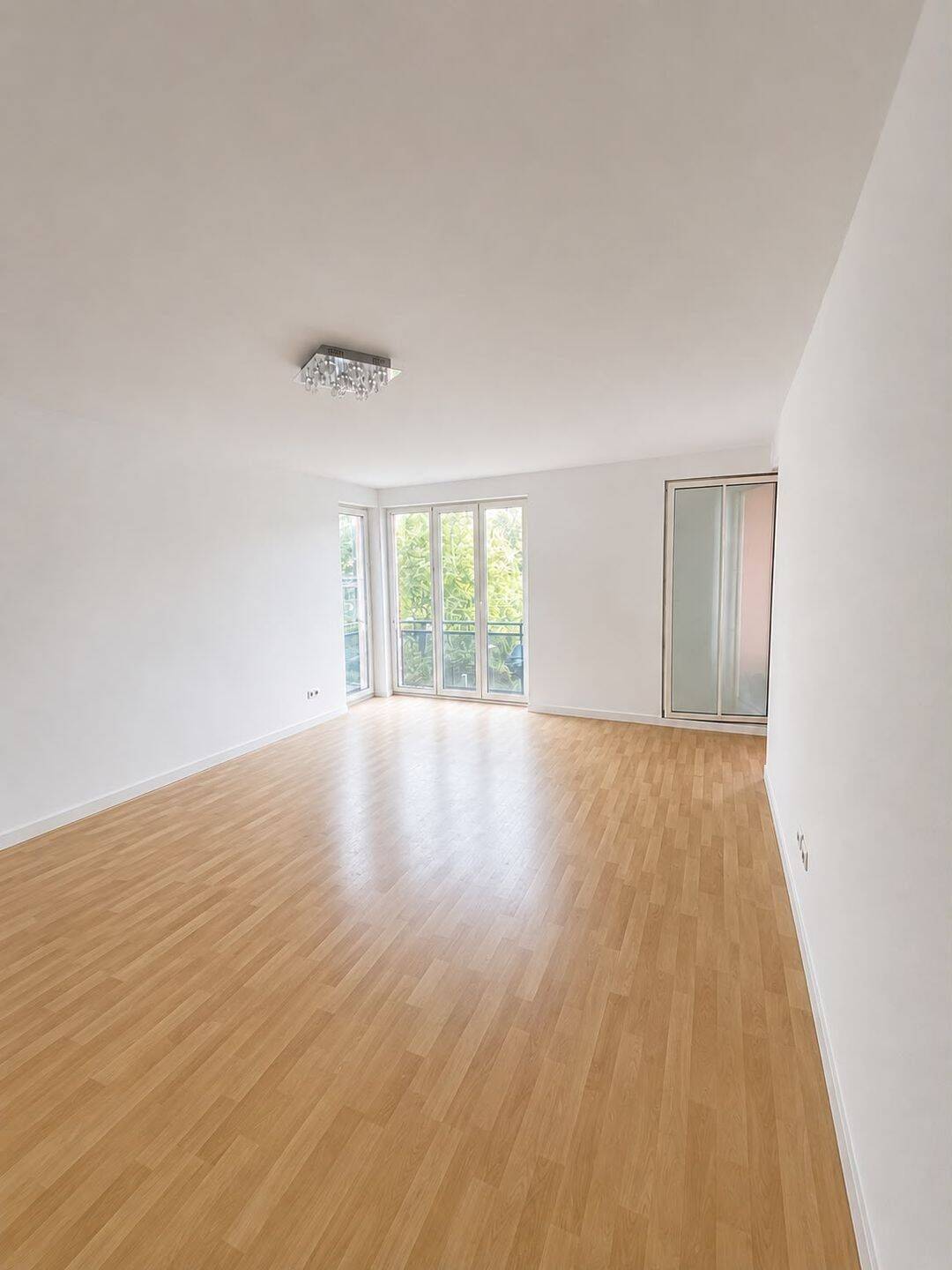 Frisch renovierte 2-Zimmer-Wohnung in Meißen, 1662 Meißen