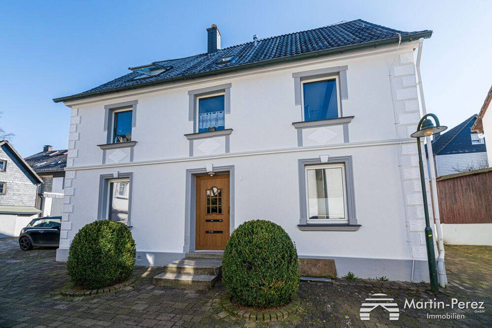 Gepflegte Drei-Zimmer-Wohnung in zentraler Lage, 58339 Breckerfeld