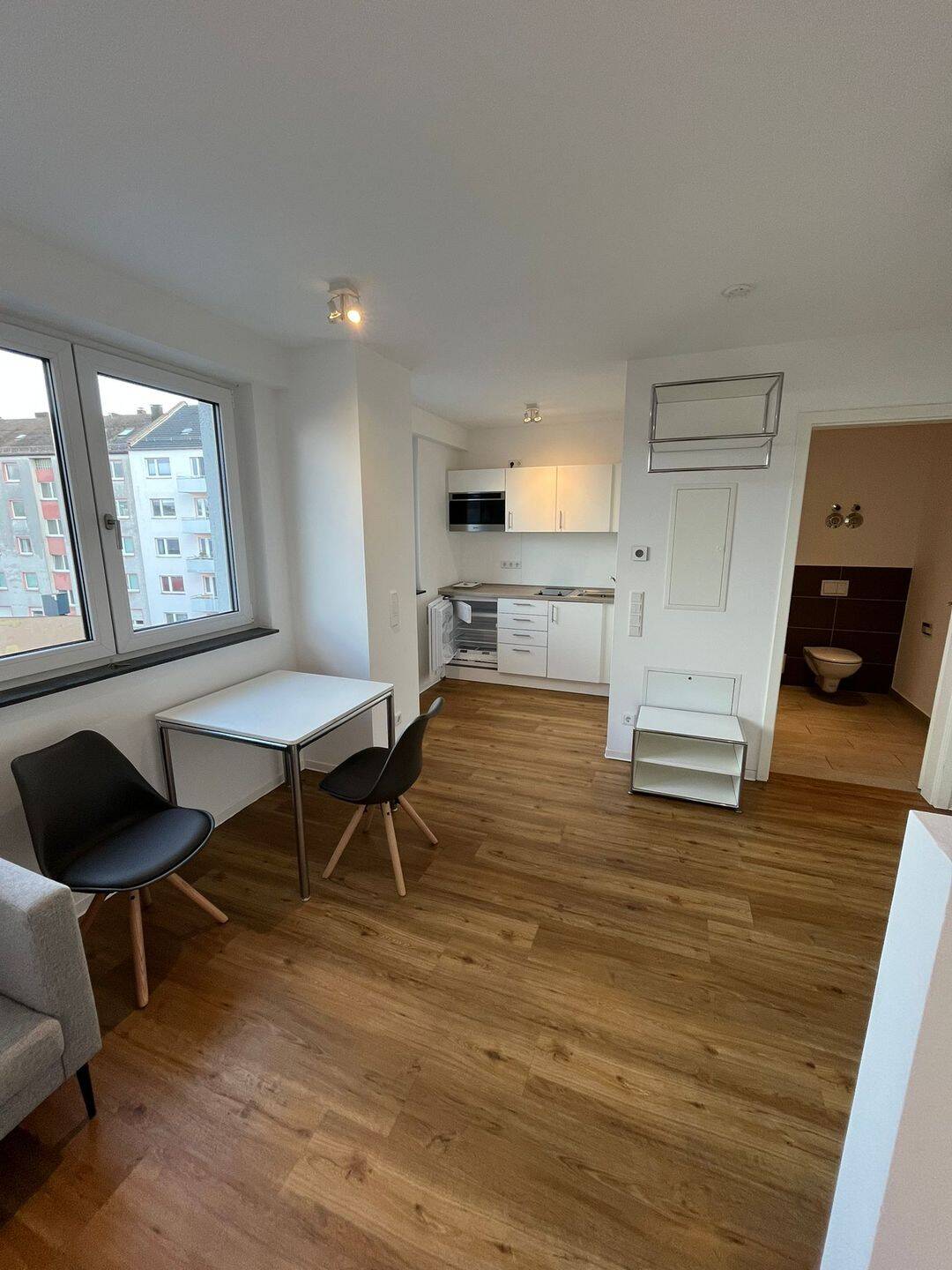 Modern möblierte 1-Zimmer-Wohnung in guter Lage – kein Jobcenter, 90431 Nürnberg