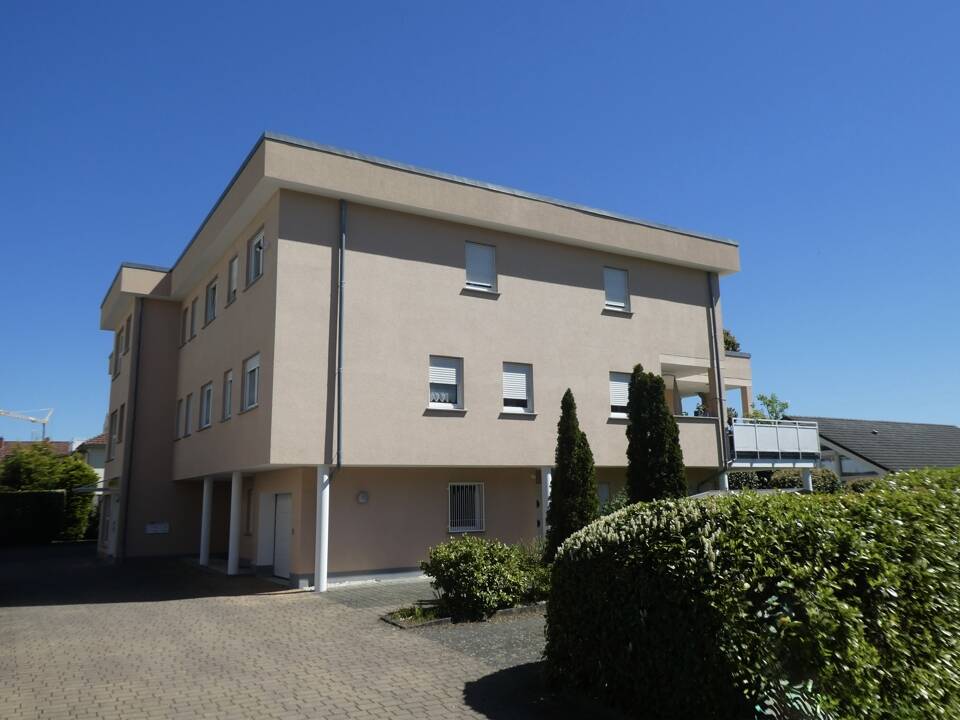 Wohnen wie im eigenen Haus – Zwei großzügige Etagen mit viel Platz für die ganze Familie!, 61231 Bad Nauheim