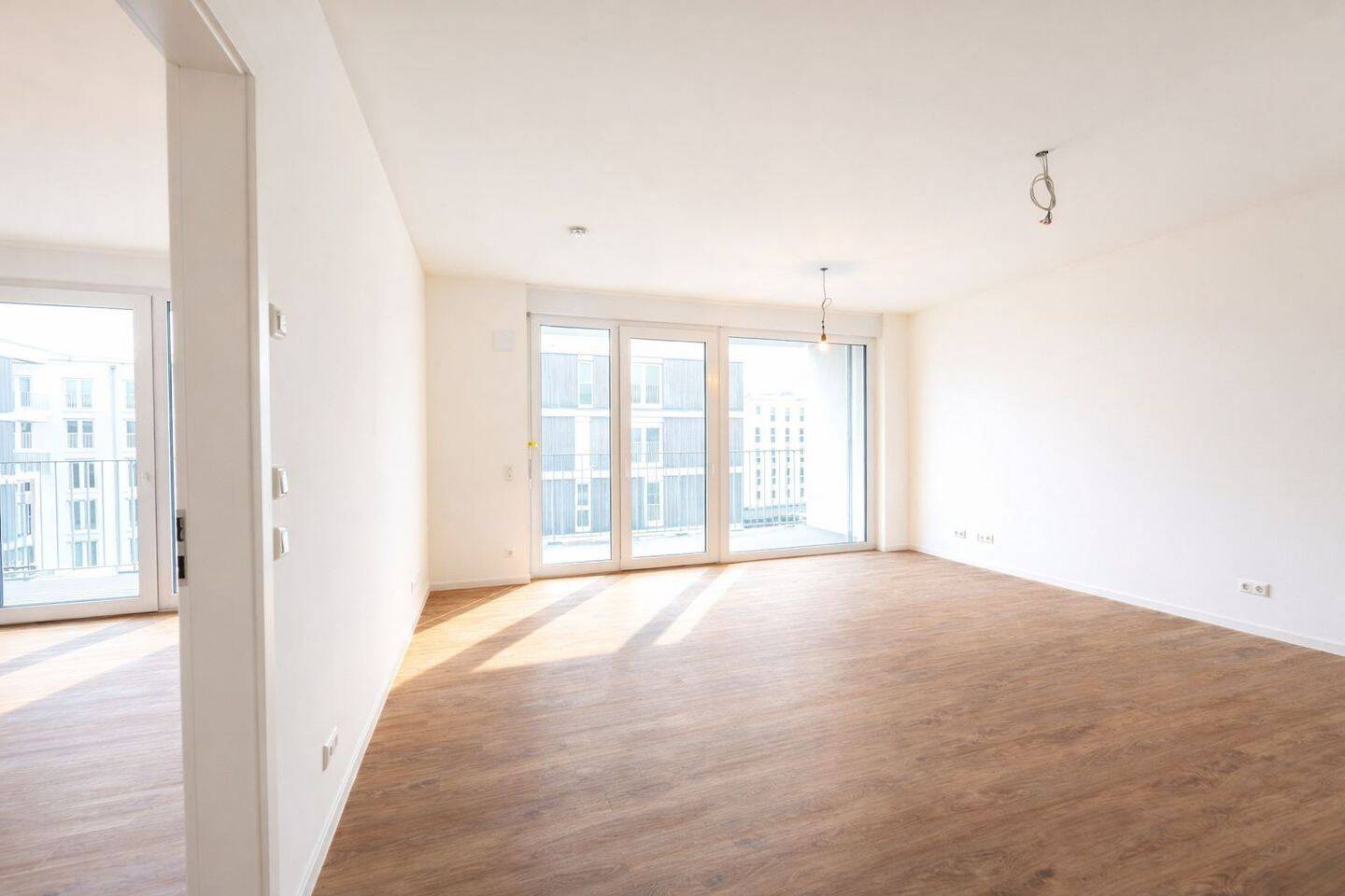 Nexus² – Helle 4-Zimmerwohnung inkl. Einbauküche und großer Loggia in zentraler Lage, 68165 Mannheim (Fahrlach Oststadt Schwetzingerstadt)