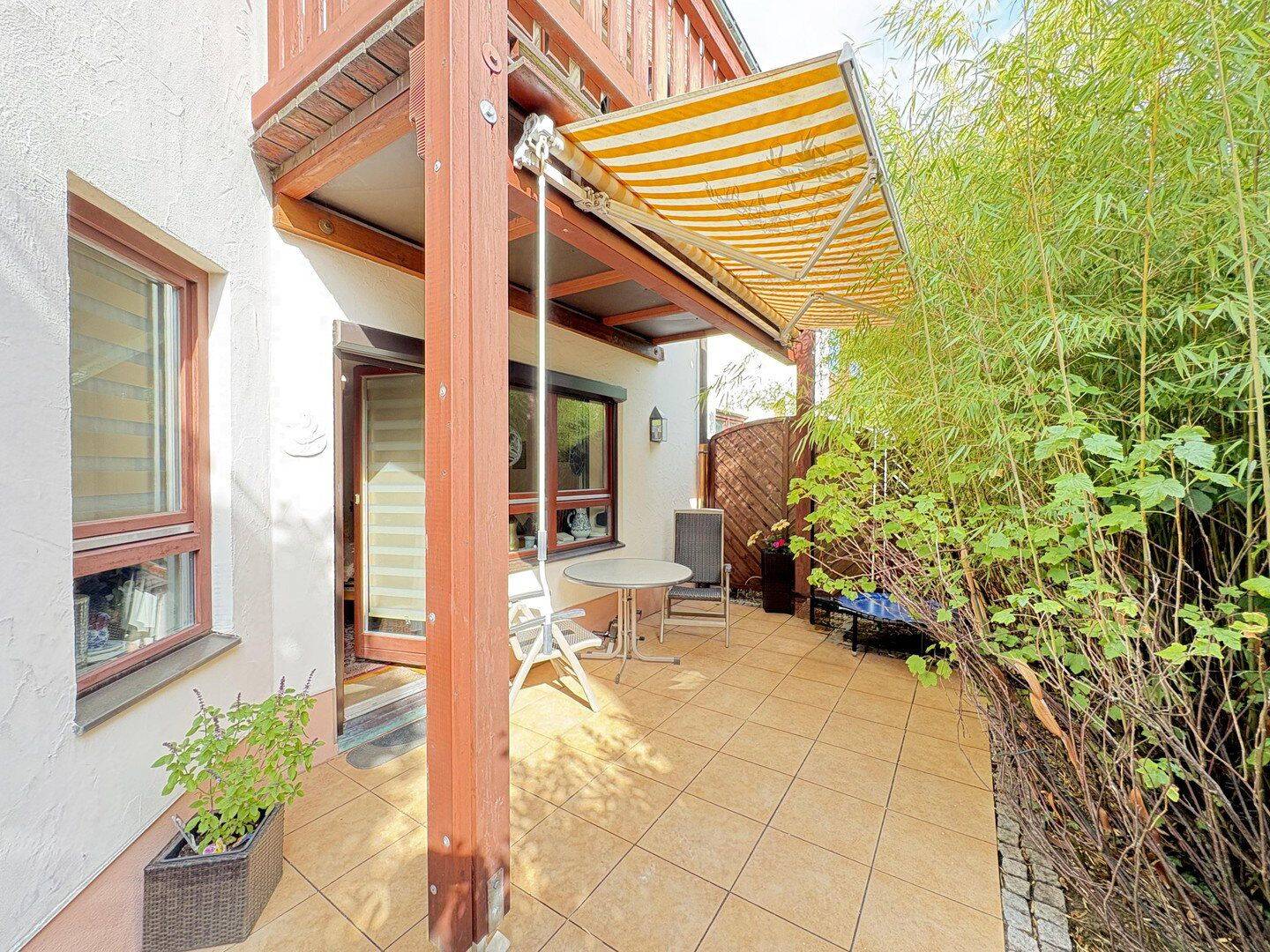 3 Zimmer Gartenwohnung mit Hobbyraum – baubiologisch *provisionsfrei, 81827 München (Ramersdorf-Perlach Trudering-Riem)