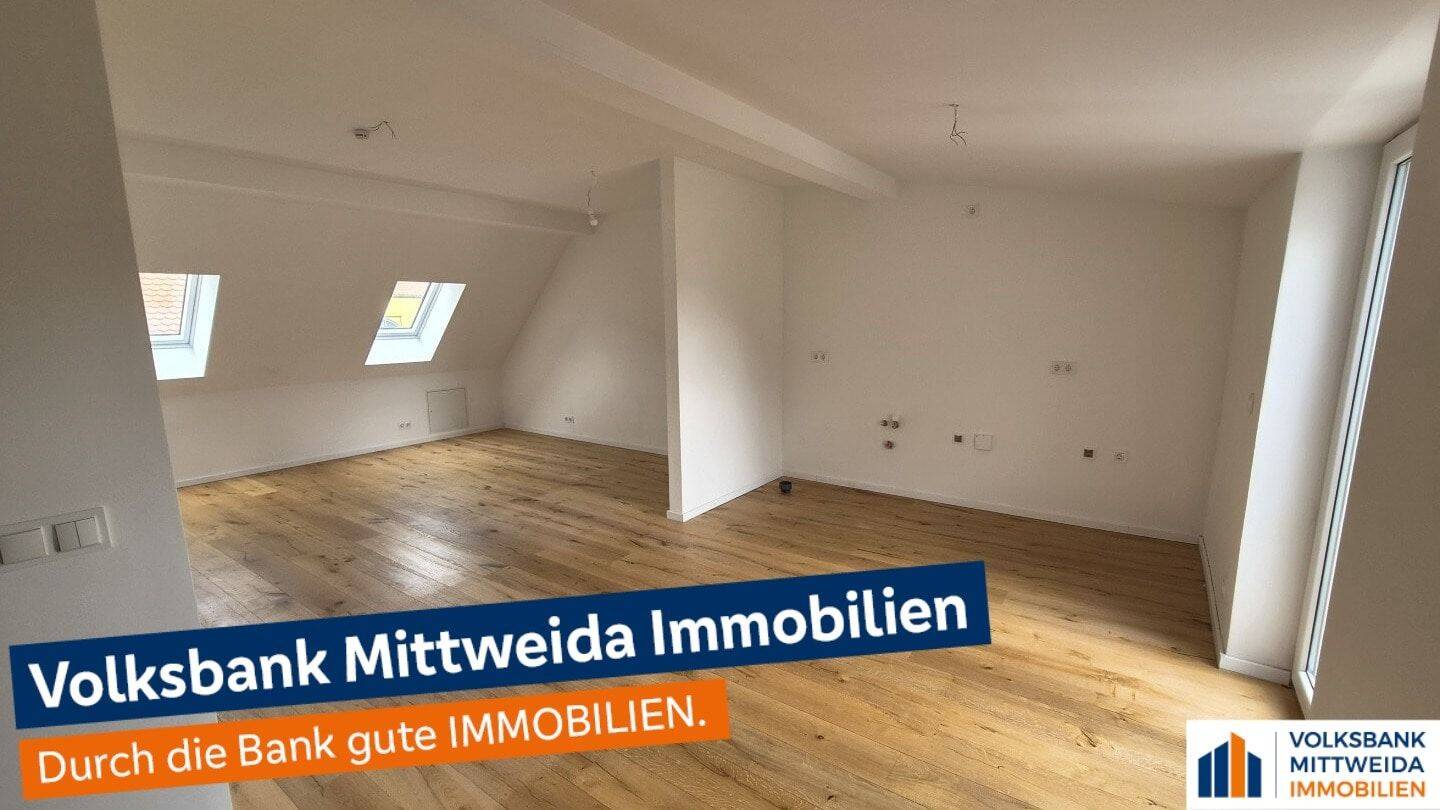 Familienfreundliche 4-Zimmer-Wohnung mit Balkon und offenem Wohnbereich, 9661 Hainichen