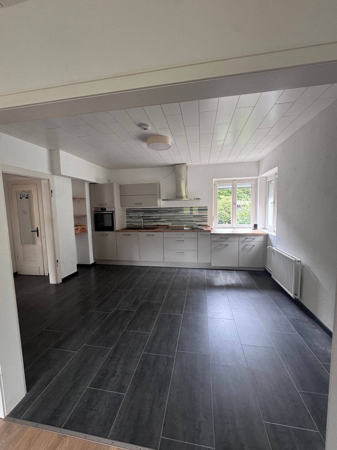 Modernisierter Altbau mit Charakter – freistehend, mit Wintergarten, Pool und großem Garten, 42477 Radevormwald