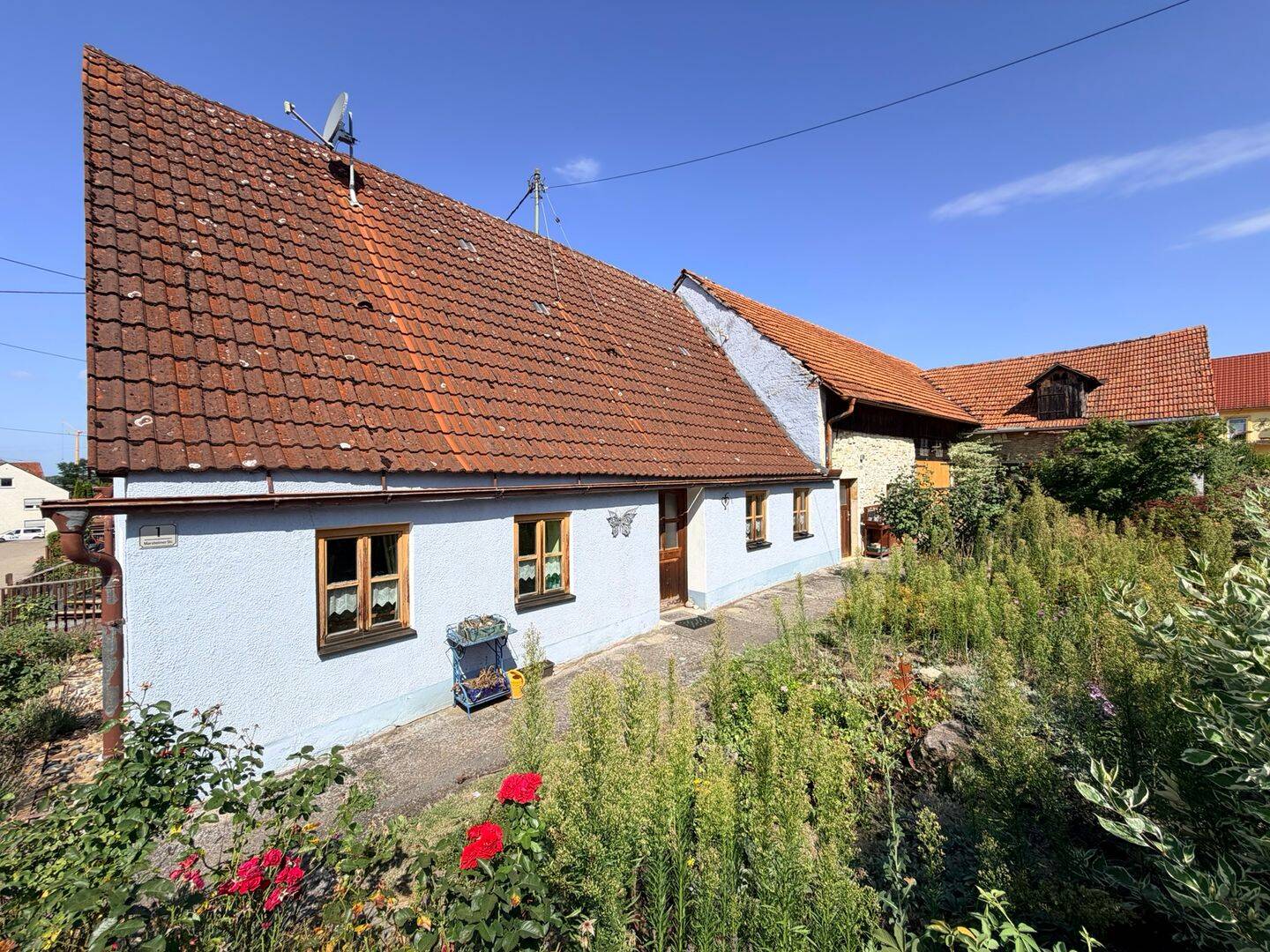Charmantes Wohnhaus mit Scheune, kl. Gewölbekeller auf ü. 800m² zw. Don. u. Neuburg!, 86643 Rennertshofen