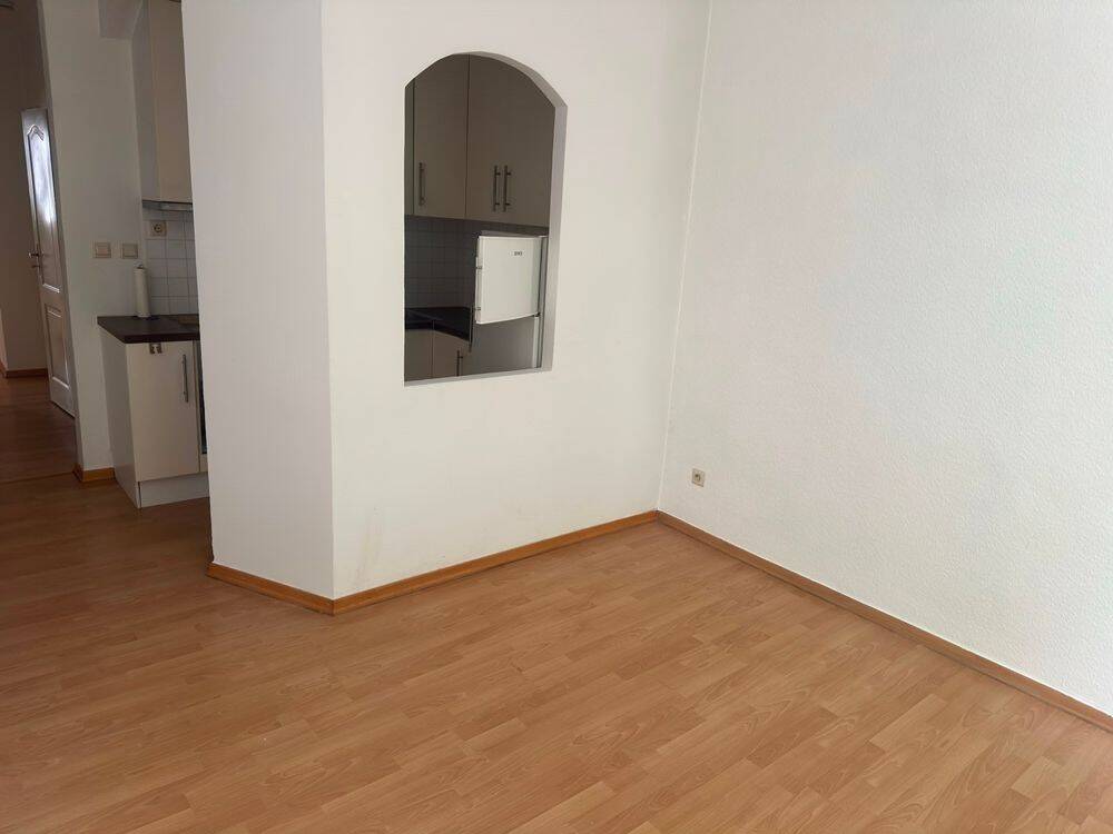 4 Zimmer Wohnung in ruhiger Lage, 40472 Düsseldorf (Hubbelrath Lichtenbroich Rath Unterrath)