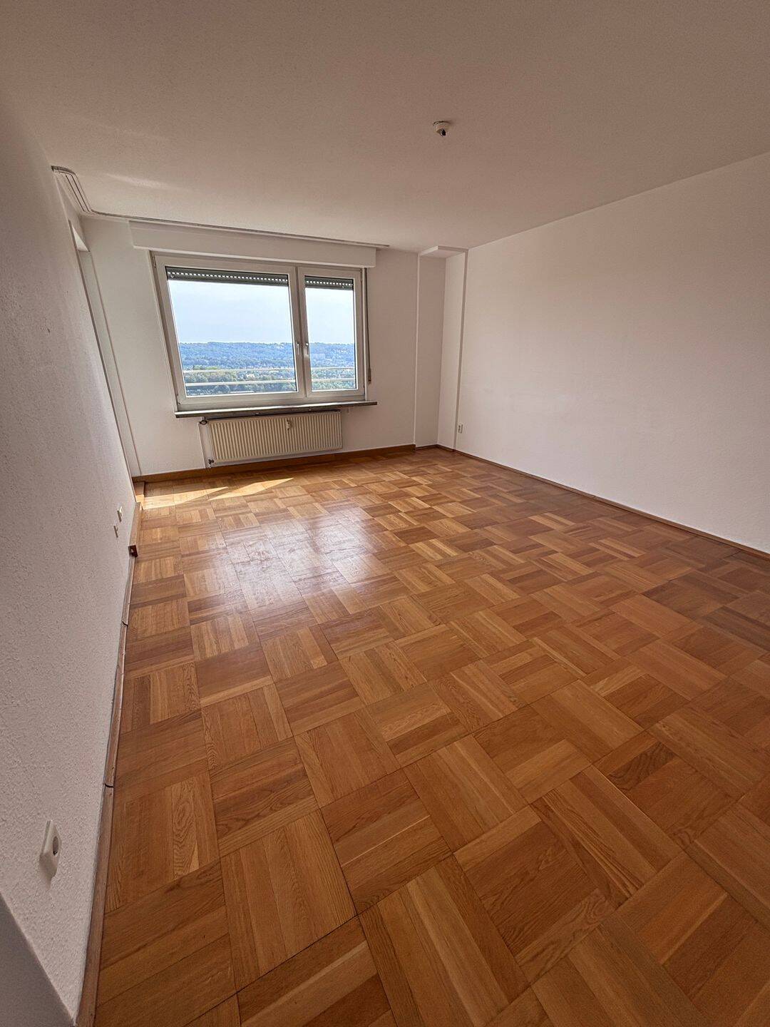 2-Zimmer-Wohnung mit Balkon & Aufzug – komfortables Wohnen in der 7. Etage, 42109 Wuppertal (Elberfeld)