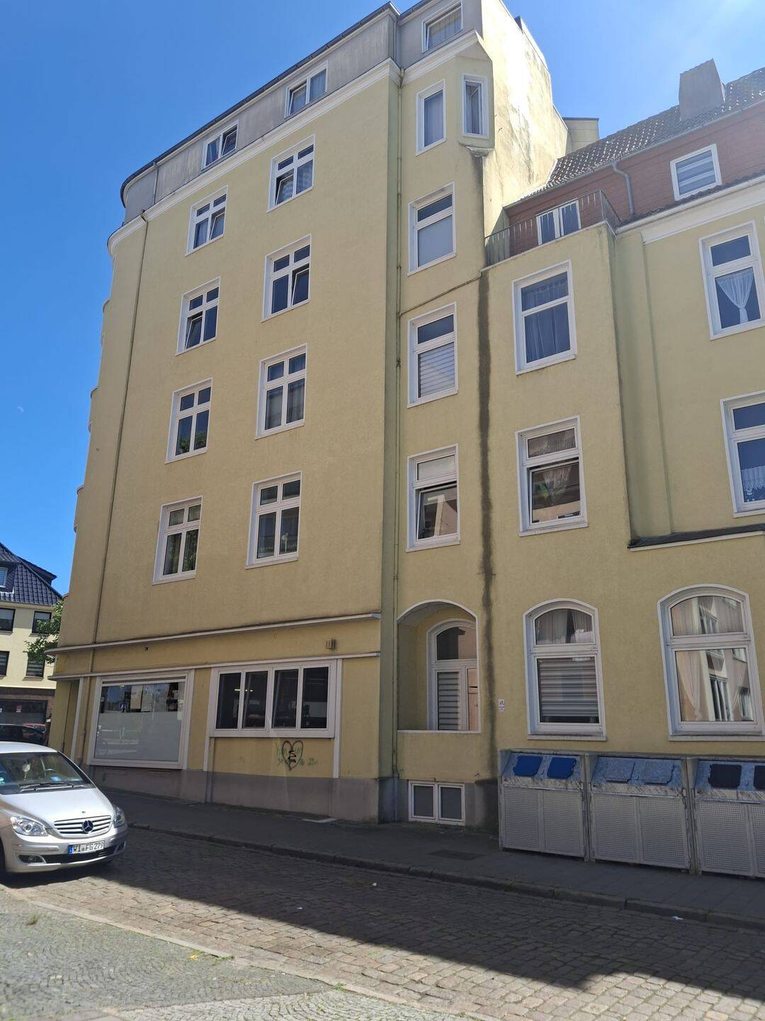 1 ZKB im 5.OG in der Hafenstr. 11 zu vermieten und modernem Wannenbad, 27576 Bremerhaven (Lehe Mitte)